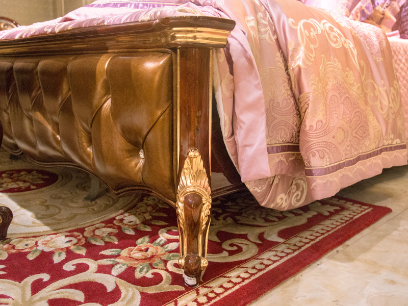 James Bond classical bed design 14k gold and solid wood Light brown JP675-4