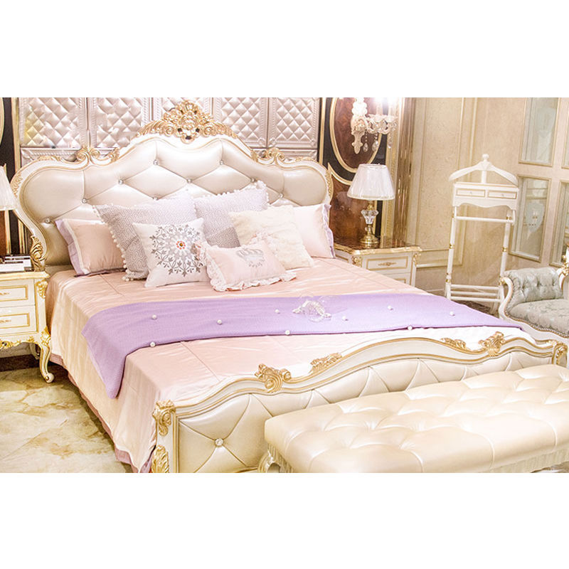Classic Italian Bed Furniture 14k Gold And Solid Wood F110
